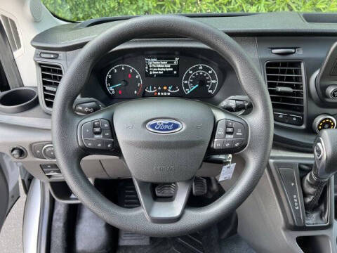 2025 Ford Transit 250