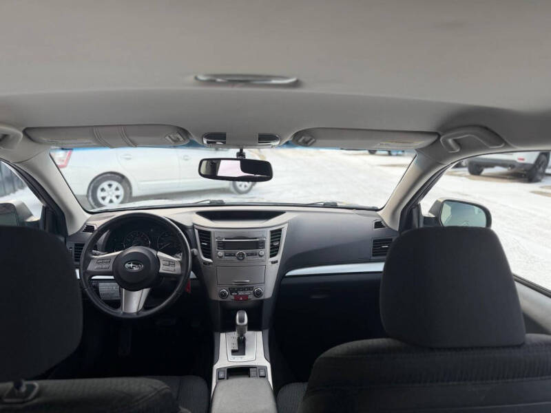 2011 Subaru Legacy 2.5i Premium