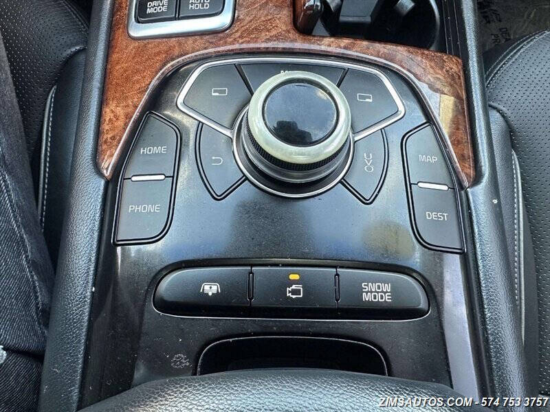 2015 Kia K900 Luxury