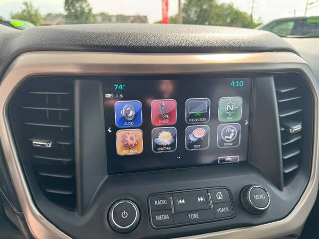 2017 GMC Acadia Denali