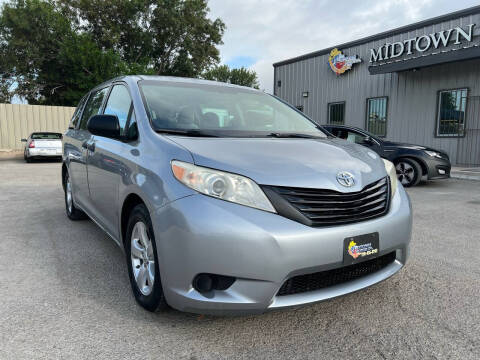 2015 Toyota Sienna for sale at Midtown Motor Company in San Antonio TX