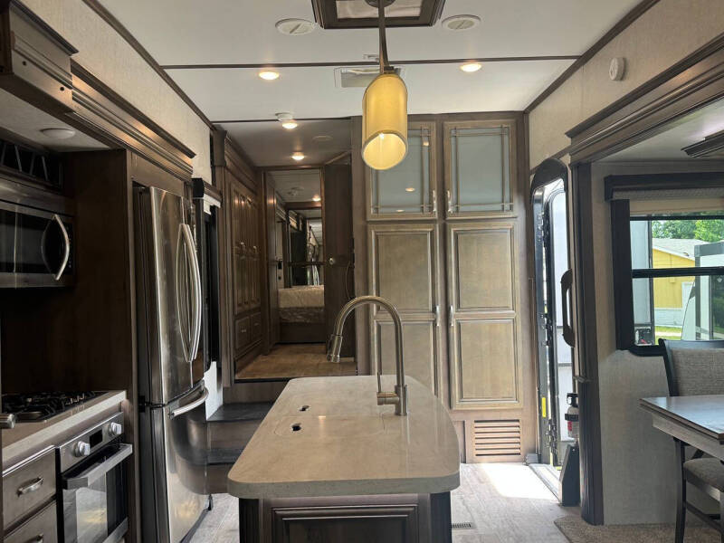 2019 Keystone RV Montana