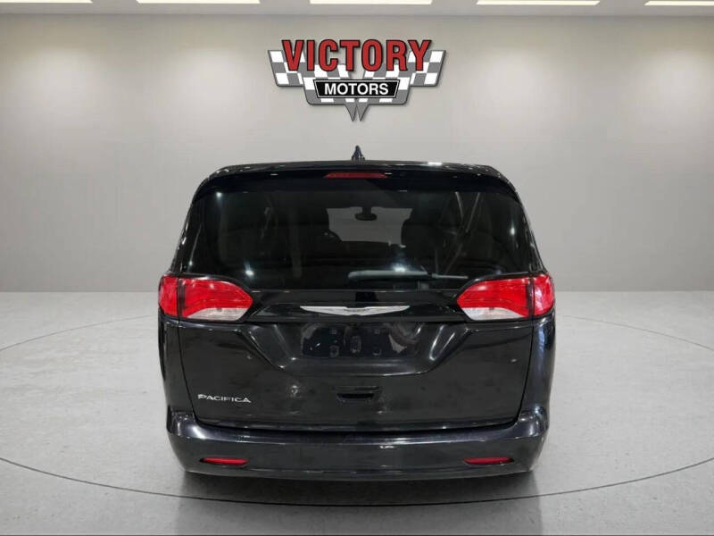 2017 Chrysler Pacifica Touring