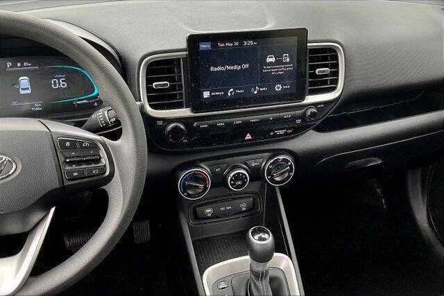 2024 Hyundai Venue SE