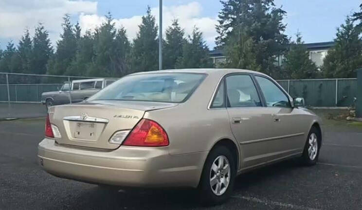 2002 Toyota Avalon for sale at New Creation Auto Sales in Everett, WA