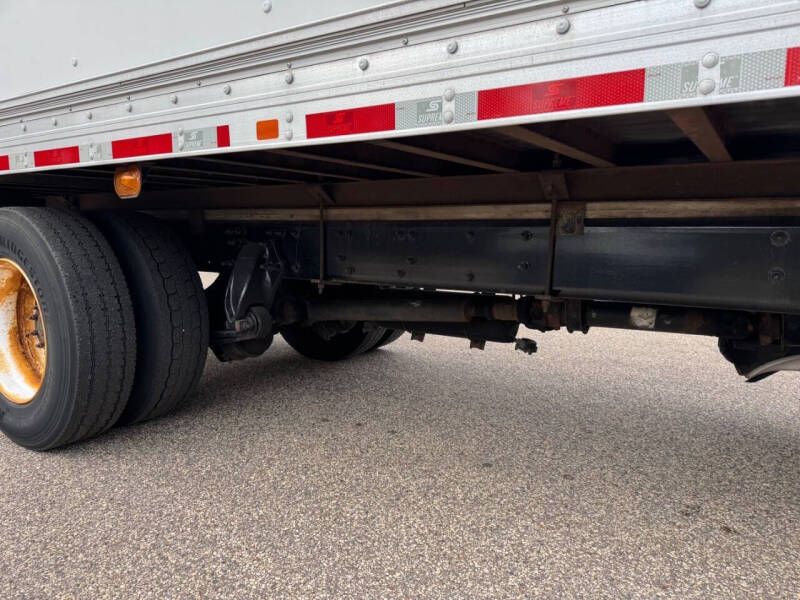 2018 Freightliner M2 106