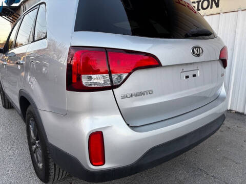 2015 Kia Sorento LX