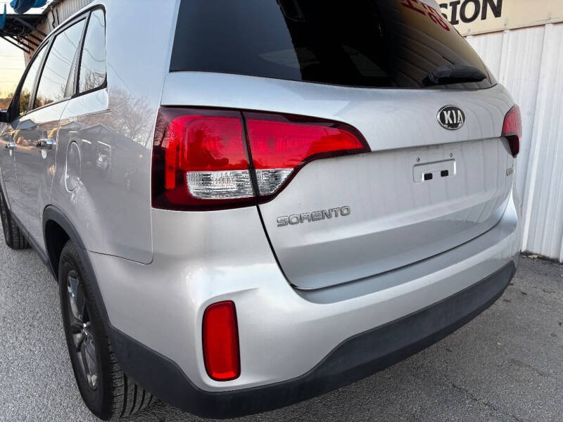 2015 Kia Sorento LX