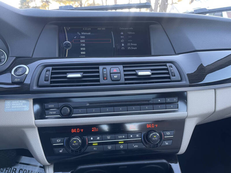 2012 BMW 5 Series 528i xDrive