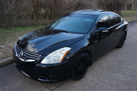 2012 Nissan Altima for sale at Ferazzi Motors in Sugar Land TX