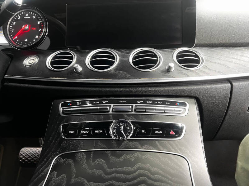 2018 Mercedes-Benz E-Class E 300