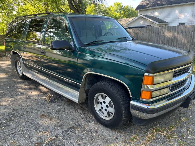 1995 Chevrolet Suburban for sale at Pleasant Corners Auto LLC in Orient OH