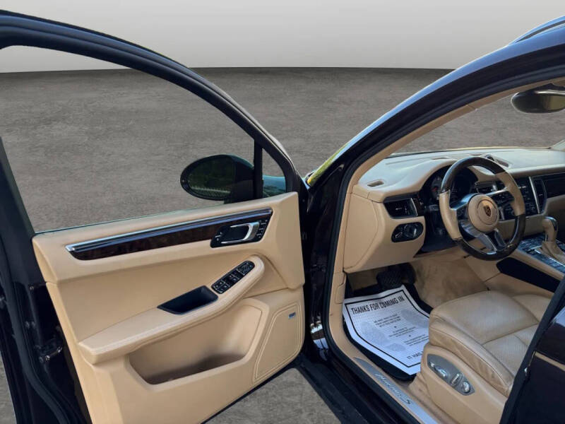 2017 Porsche Macan S