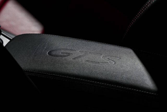 2018 Porsche 911 Carrera GTS