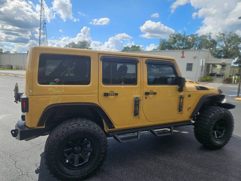 2014 Jeep Wrangler Unlimited Rubicon photo 19