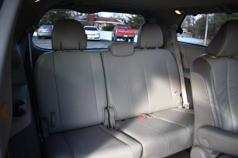 2013 Toyota Sienna Limited 7-Passenger