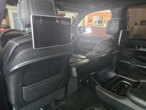 2022 Jeep Grand Wagoneer Series II