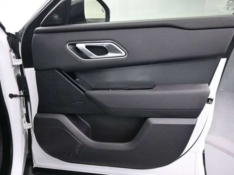 2024 Land Rover Range Rover Velar P250 Dynamic SE