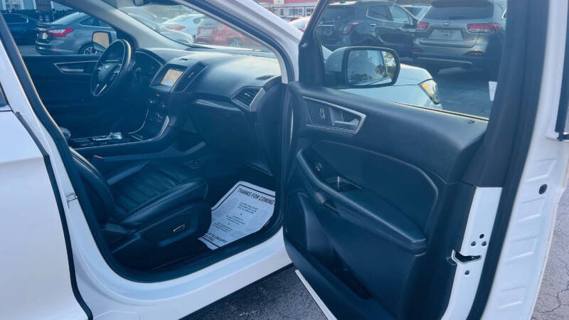2019 Ford Edge SEL