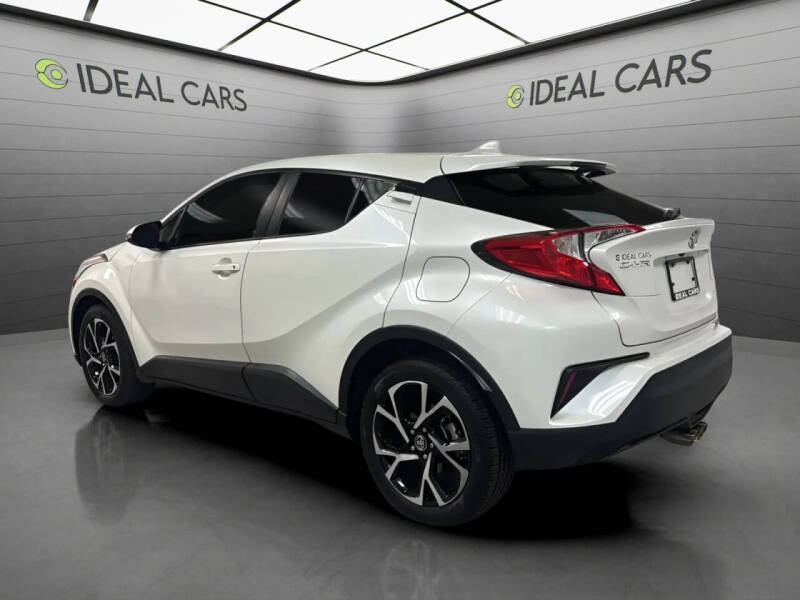 2021 Toyota C-HR XLE