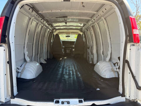 2018 Chevrolet Express 2500