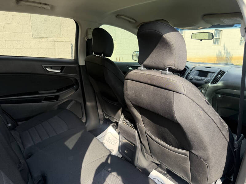 2016 Ford Edge SE