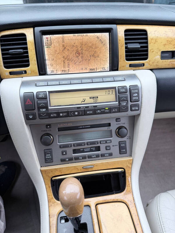 2003 Lexus SC 430
