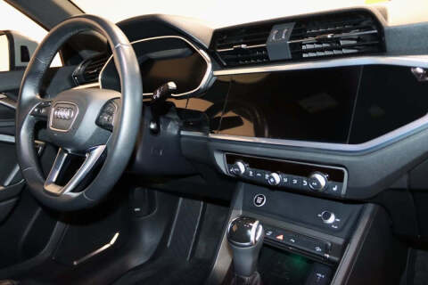 2021 Audi Q3 quattro S line Prem Plus 45 TFSI