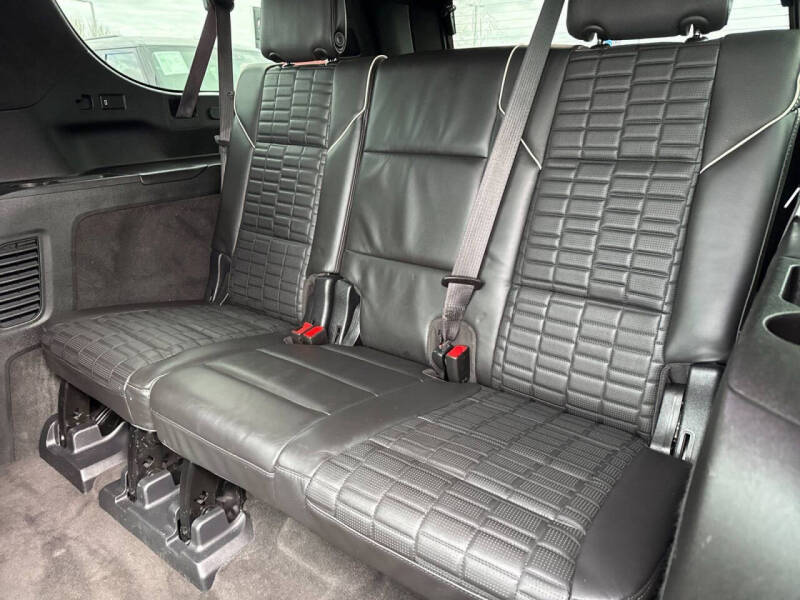 2022 Cadillac Escalade ESV Sport Platinum