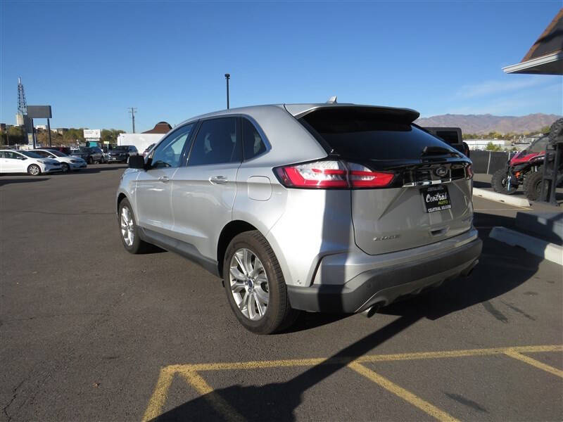 2019 Ford Edge Titanium
