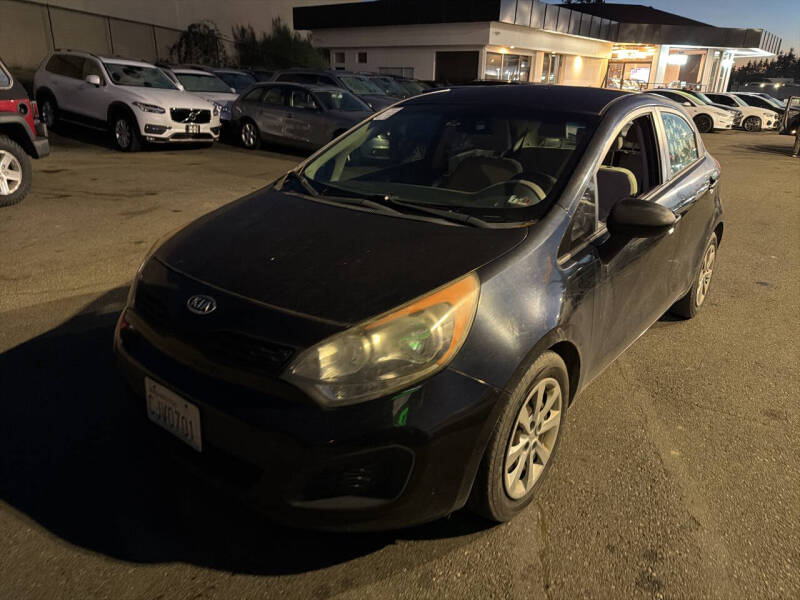 2012 Kia Rio 5-Door LX