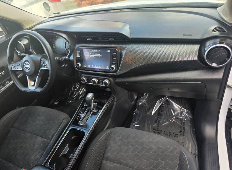 2023 Nissan Kicks SV