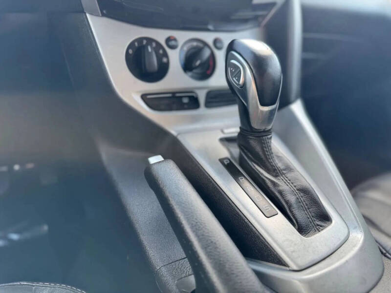 2014 Ford Focus SE