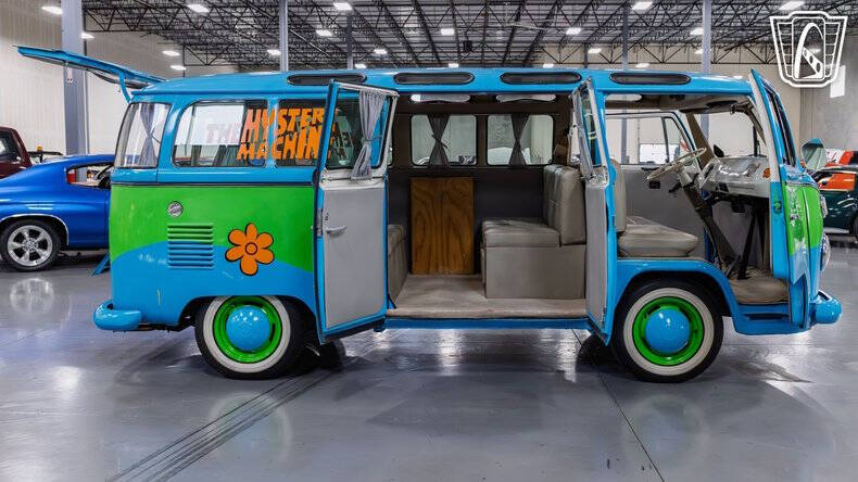 1977 Volkswagen Bus