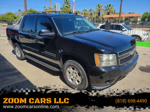 2007 Chevrolet Avalanche for sale at ZOOM CARS LLC in Sylmar CA