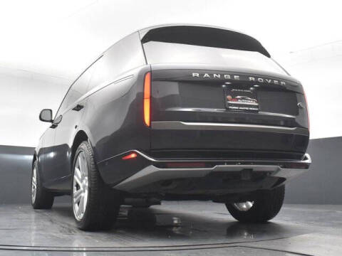 2023 Land Rover Range Rover P400 SE LWB