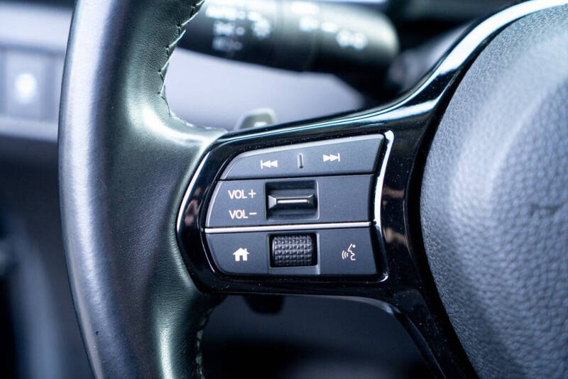 2023 Honda Pilot EX-L w/Rear Captain's Chairs