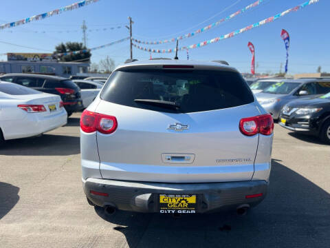 2012 Chevrolet Traverse LTZ