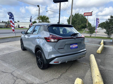 2023 Nissan Kicks SV