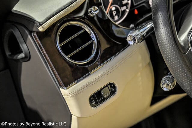 2020 Bentley Continental GTC V8