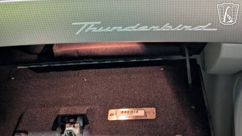 2004 Ford Thunderbird