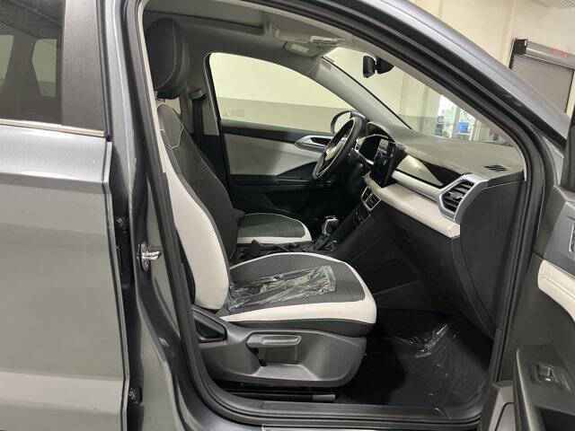 2026 Volkswagen Taos SE 4Motion