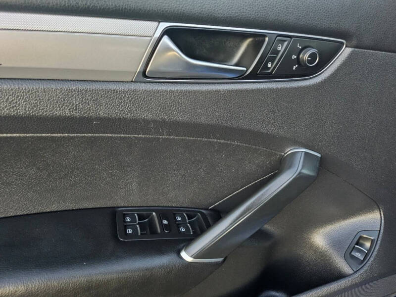 2017 Volkswagen Passat 1.8T S