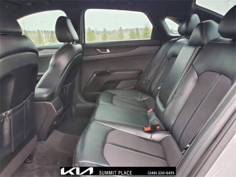 2023 Kia K5