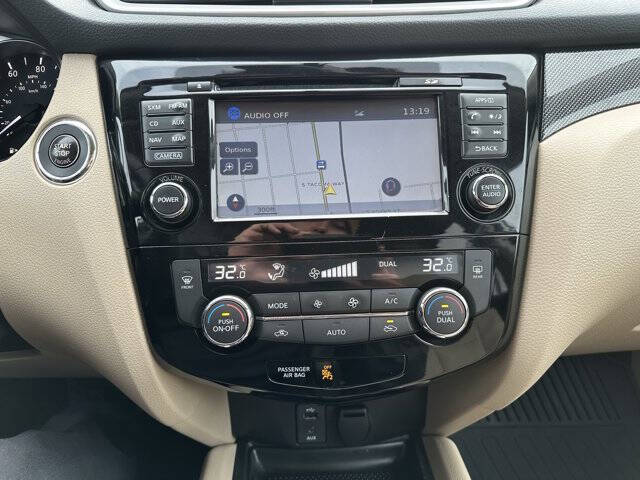 2016 Nissan Rogue SL