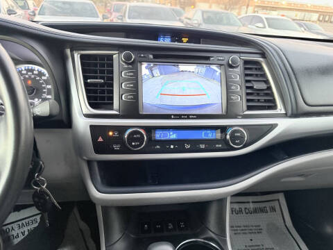 2019 Toyota Highlander LE Plus