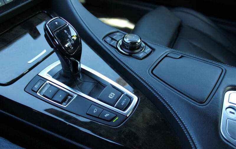 2012 BMW 6 Series 650i