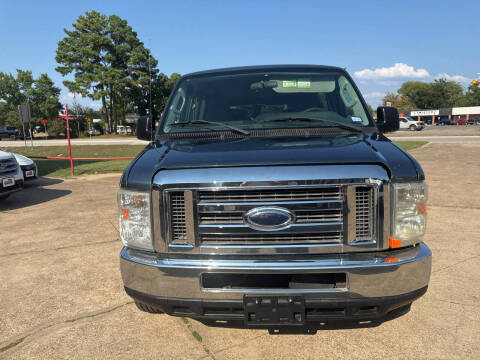2012 Ford E-Series E-350 SD XLT