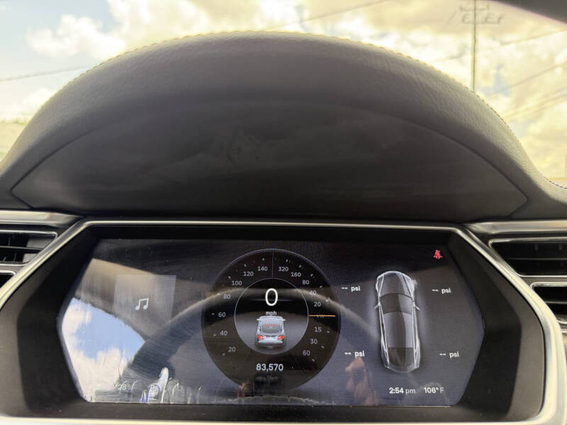 2013 Tesla Model S Performance