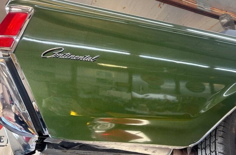 1971 Lincoln Continental